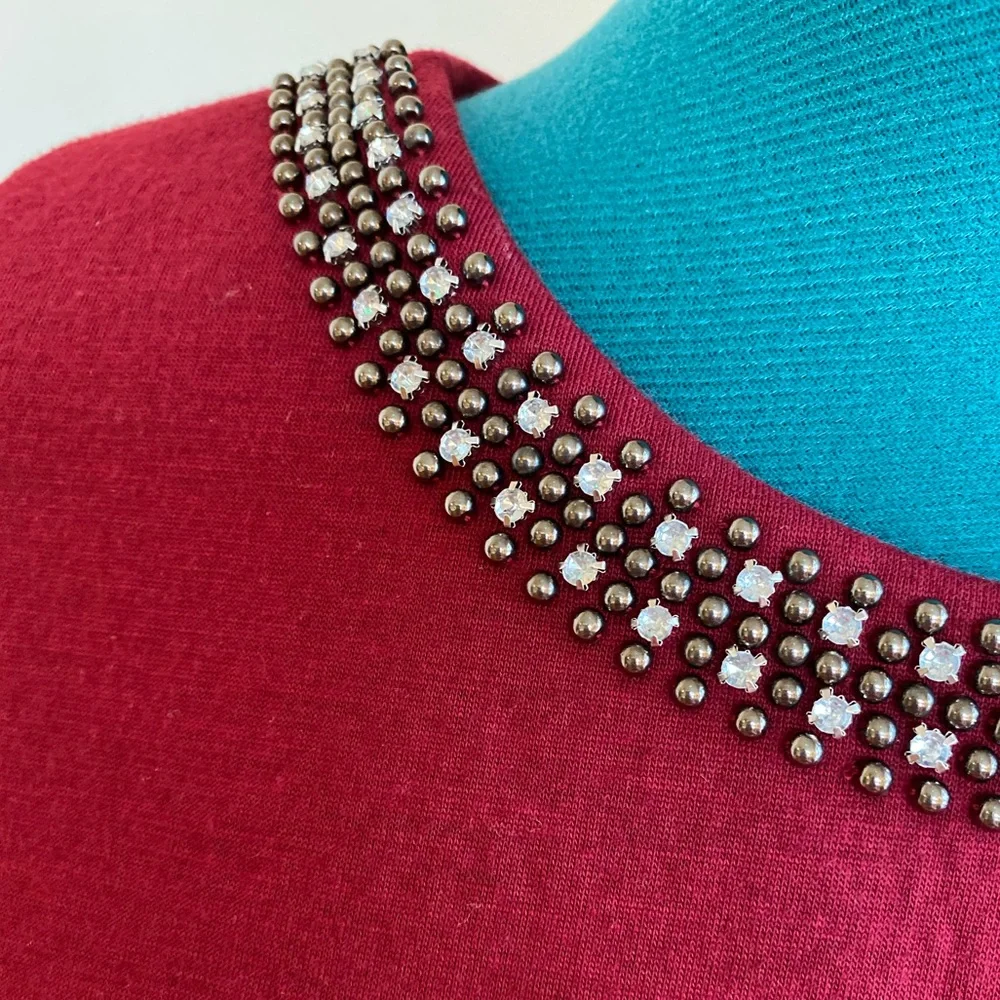 Cynthia Rowley Jeweled Maroon sleeveless Sweater top - Picture 2 of 6